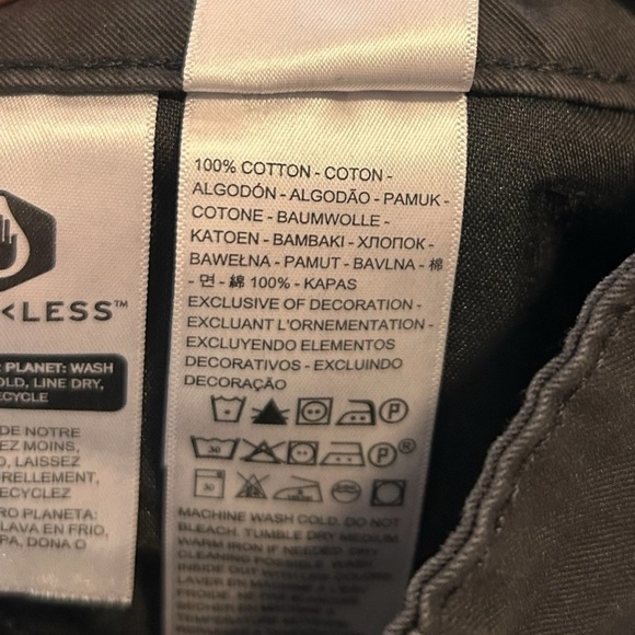 Levi's '94 Baggy Cargo Pants- Women's Relaxed Joggers- Size 27 - Picture 10 of 15